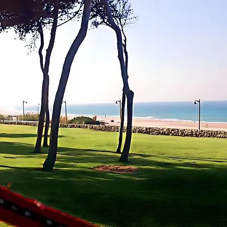 Catolico Cerca Del Mar